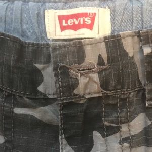 Boys Levi’s shorts size: 7 Reg